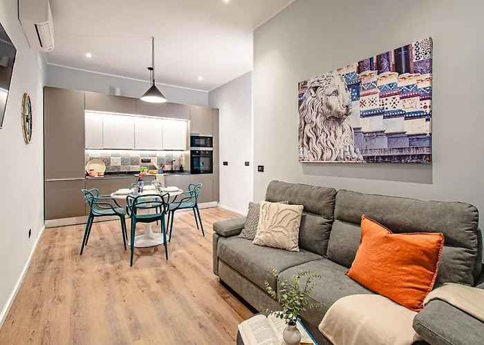 Donghi House - *
